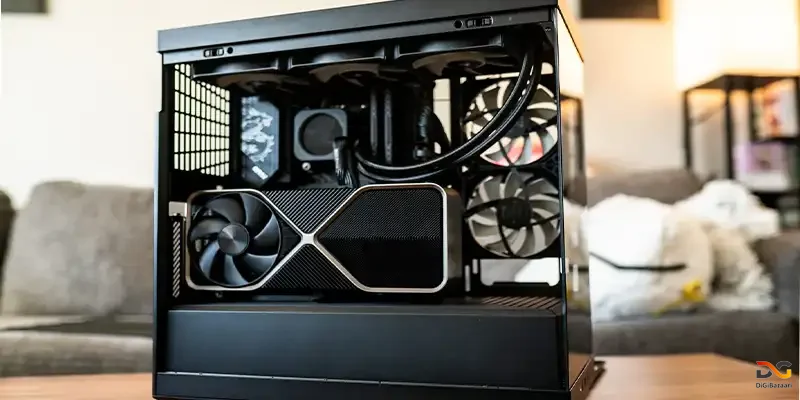 بررسی فضای داخلی کیس برای نصب قطعات دیجی بازاری